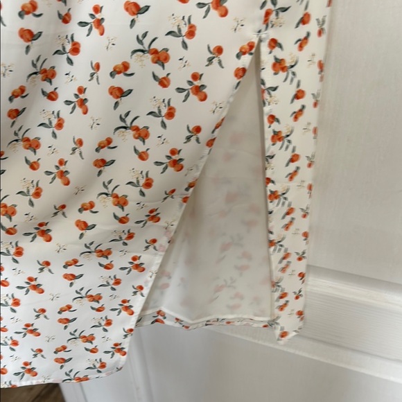 Floral White Maxi Dress - Picture 4 of 6